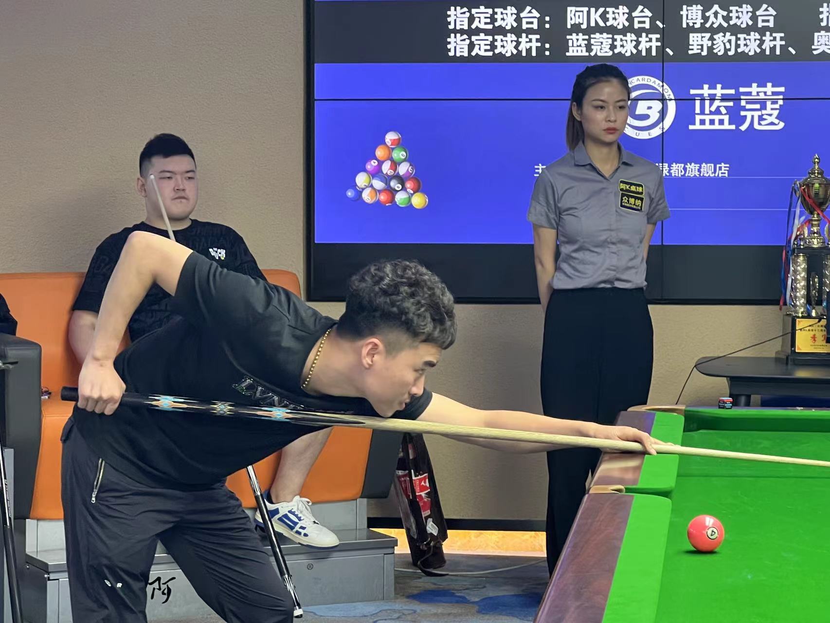 燃全队士气 燃全队士气