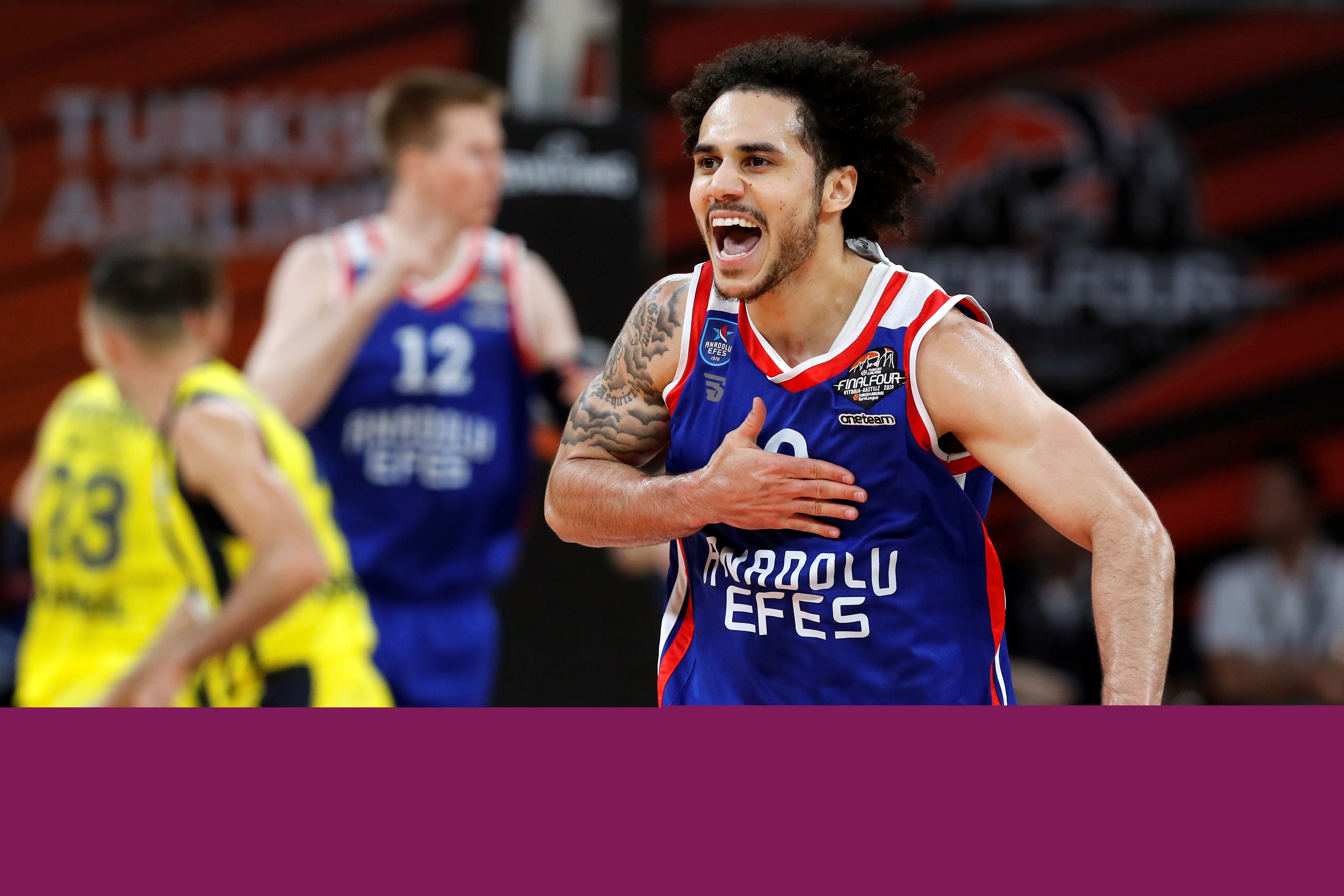 据招募与战 据招募与战