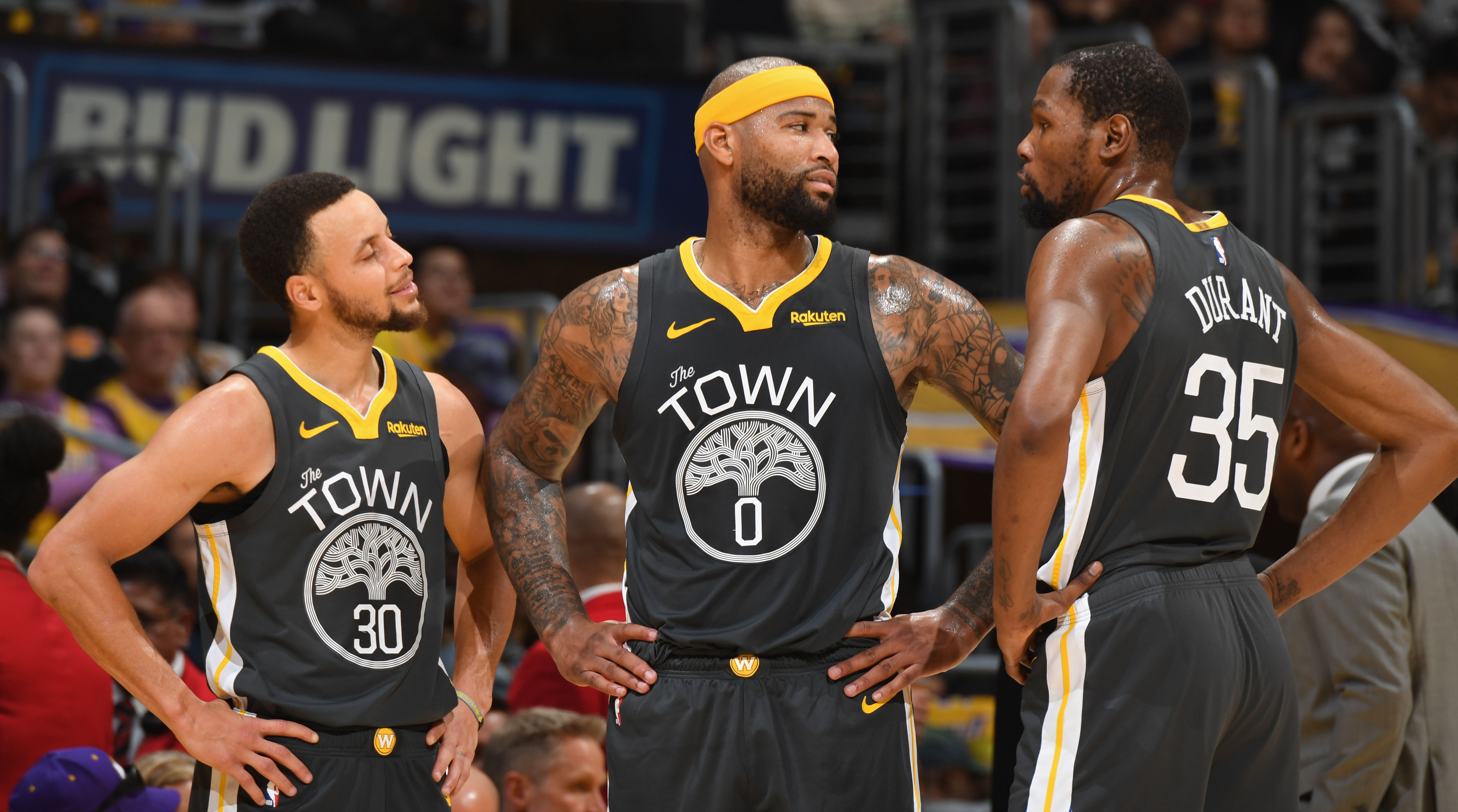 吃制造犯规 吃制造犯规